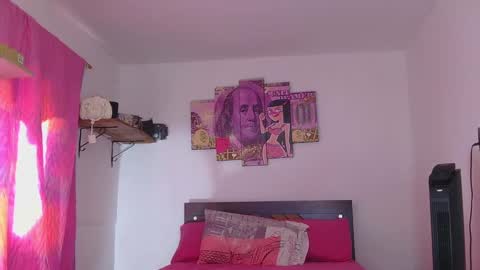 Snapshot of natty_01 chatting on 12/28/24, 02:21 natalia online show from 12/28/24, 02:21