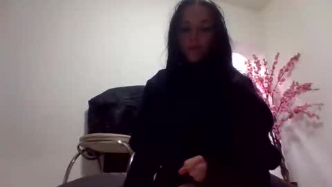 Snapshot of natty_chloe chatting on 04/21/26, 05:36 Chloe online show from 04/21/26, 05:36