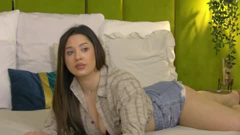 Snapshot of nattydevon chatting on 04/11/26, 05:34 Natty online show from 04/11/26, 05:34