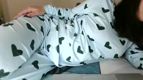 Snapshot of nattyrp chatting on 11/19/25, 03:45 nattyrp online show from 11/19/25, 03:45