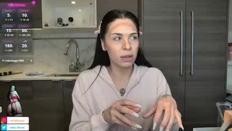 Snapshot of nattywithoutdaddy chatting on 12/30/24, 11:17 NATTY FIERROS online show from 12/30/24, 11:17