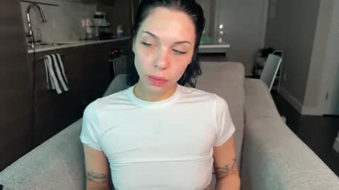 Snapshot of nattywithoutdaddy chatting on 02/02/25, 08:35 NATTY FIERROS online show from 02/02/25, 08:35