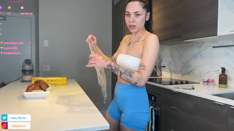 Snapshot of nattywithoutdaddy chatting on 02/05/25, 11:17 NATTY FIERROS online show from 02/05/25, 11:17