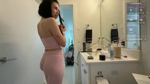 NATTY FIERROS online show from 02/20/26, 06:30