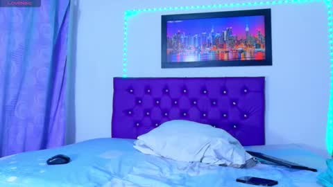  Annie  online show from 11/25/25, 11:10