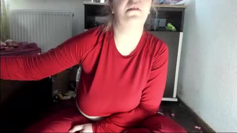 Snapshot of naturaltessa chatting on 03/11/25, 01:45 naturaltessa online show from 03/11/25, 01:45