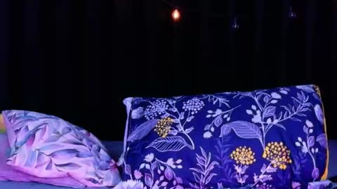 Gwen  online show from 12/05/25, 07:32