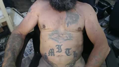 Snapshot of naturenaked chatting on 11/30/25, 12:47 NatureNaked online show from 11/30/25, 12:47