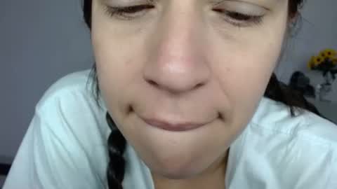 natutalcorps online show from 11/19/25, 01:00