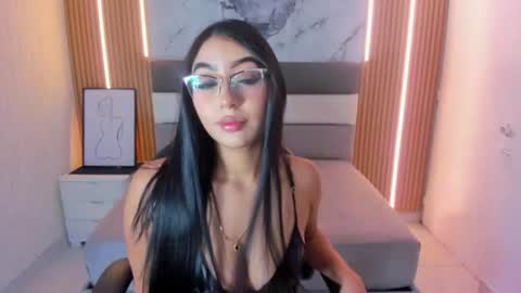 Snapshot of natybunny chatting on 07/28/26, 07:39 NATY online show from 07/28/26, 07:39