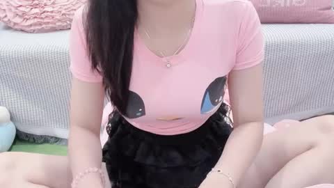 Kiki online show from 10/13/25, 02:22