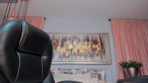 Naty Ferrer online show from 02/07/25, 10:40