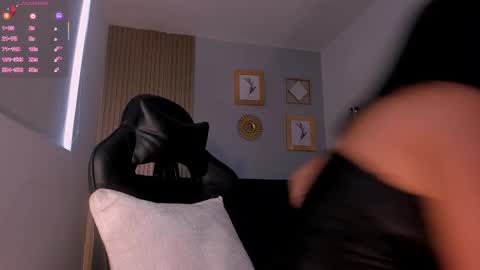 Naty Ferrer online show from 09/22/25, 11:07