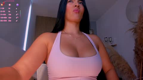 Naty Ferrer online show from 09/24/25, 09:29