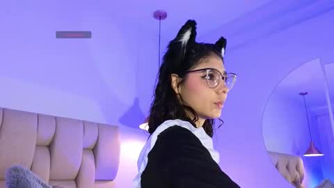 Snapshot of natysaenz1 chatting on 02/05/26, 09:25 Natalia online show from 02/05/26, 09:25