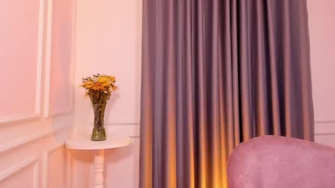 Snapshot of natysnow chatting on 01/23/25, 01:41 IG nattichips online show from 01/23/25, 01:41