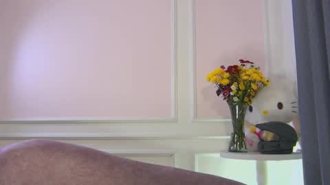 Snapshot of natysnow chatting on 09/18/25, 01:18 IG nattichips online show from 09/18/25, 01:18