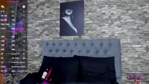 Snapshot of natyvelvett chatting on 04/11/26, 02:10 NATY online show from 04/11/26, 02:10