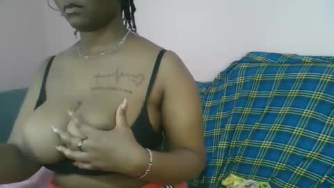 naughti_garlie online show from 10/11/25, 08:24