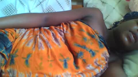 Snapshot of naughtisexy chatting on 04/15/26, 07:15 naughtisexy online show from 04/15/26, 07:15