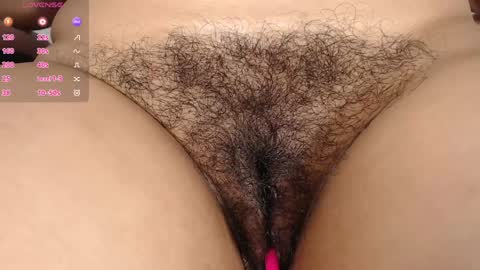 Snapshot of naughty69hottie chatting on 12/18/24, 10:13 Leina  modelo independiente online show from 12/18/24, 10:13