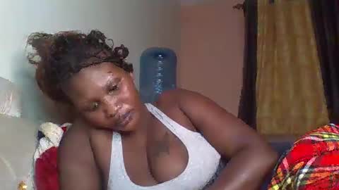 Snapshot of naughty8779 chatting on 09/19/25, 07:58 naughty8779 online show from 09/19/25, 07:58