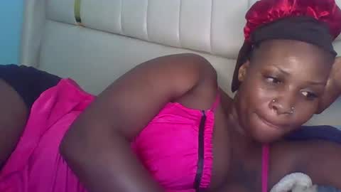 naughty8779 online show from 11/06/25, 07:42