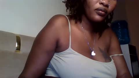 naughty8779 online show from 05/25/26, 06:58