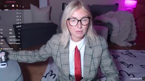 Bex currently on maternity leave online show from 10/30/25, 09:37