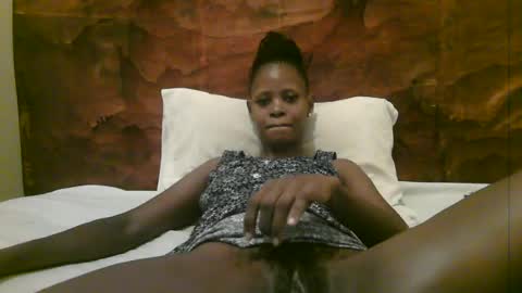Snapshot of naughty_babe000 chatting on 06/15/26, 03:42 alisha online show from 06/15/26, 03:42