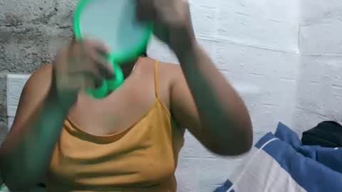 Snapshot of naughty_baby25 chatting on 01/27/25, 09:23 Hannah online show from 01/27/25, 09:23