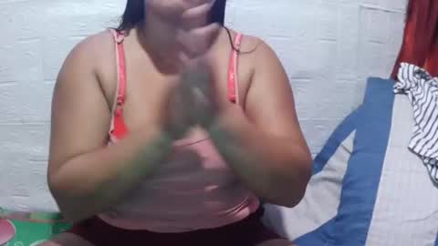 Snapshot of naughty_baby25 chatting on 02/07/25, 04:27 Hannah online show from 02/07/25, 04:27