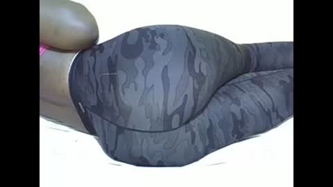 Snapshot of naughty_baddie5 chatting on 03/10/25, 10:26 candy online show from 03/10/25, 10:26