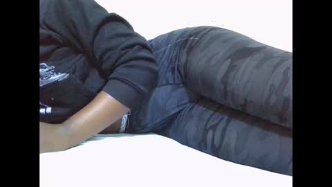 Snapshot of naughty_baddie5 chatting on 09/26/25, 09:02 candy online show from 09/26/25, 09:02