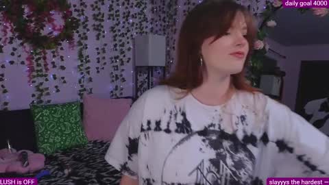 Snapshot of naughty_bella99 chatting on 11/20/25, 12:33 bella online show from 11/20/25, 12:33