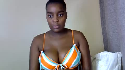 Snapshot of naughty_booby chatting on 06/26/26, 10:25 Bettybooby online show from 06/26/26, 10:25