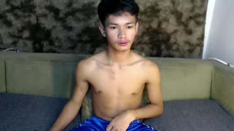 Snapshot of naughty_cy chatting on 07/08/26, 07:29 itzme cyril online show from 07/08/26, 07:29