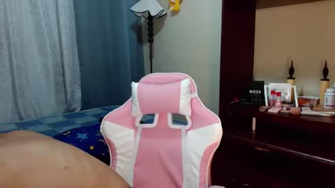 Snapshot of naughty_cy chatting on 08/03/26, 08:01 itzme cyril online show from 08/03/26, 08:01
