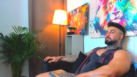 Snapshot of naughty_dominant chatting on 12/01/25, 11:43 Miller online show from 12/01/25, 11:43