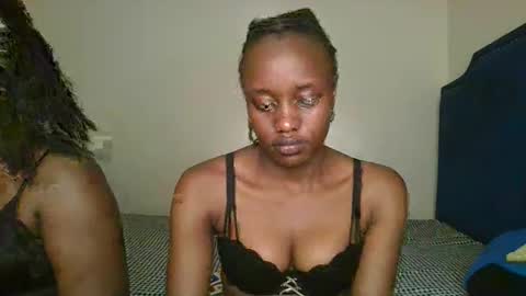 naughty_ellaa online show from 10/04/25, 05:55