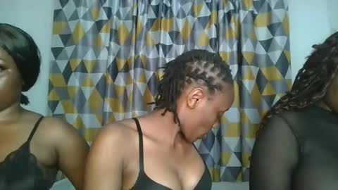 naughty_ellaa online show from 10/08/25, 06:49