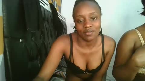 naughty_ellaa online show from 10/11/25, 06:06