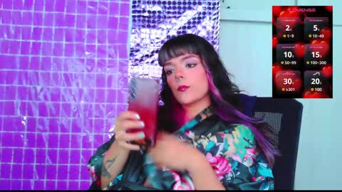 Snapshot of naughty_em_17 chatting on 03/02/25, 04:32 Em  please help me reach 100 thumbs up 3 online show from 03/02/25, 04:32