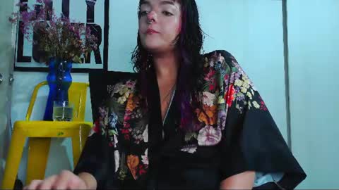 Snapshot of naughty_em_17 chatting on 06/17/26, 04:15 Em please help me reach 100 thumbs up 3 online show from 06/17/26, 04:15