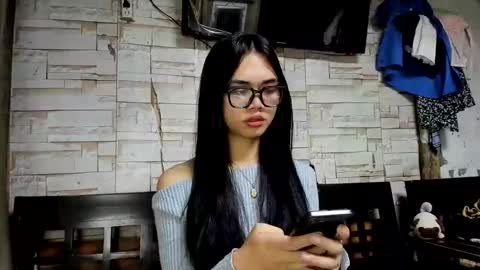 Snapshot of naughty_emmats chatting on 03/07/26, 07:11 emma online show from 03/07/26, 07:11