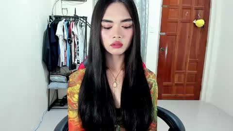 Snapshot of naughty_emmats chatting on 04/14/26, 03:18 emma online show from 04/14/26, 03:18