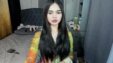 Snapshot of naughty_emmats chatting on 04/26/26, 03:48 emma online show from 04/26/26, 03:48
