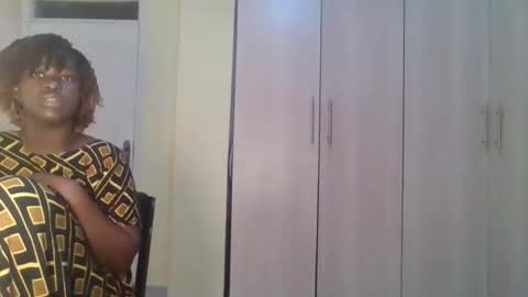 naughty_jazmine online show from 10/19/25, 09:32