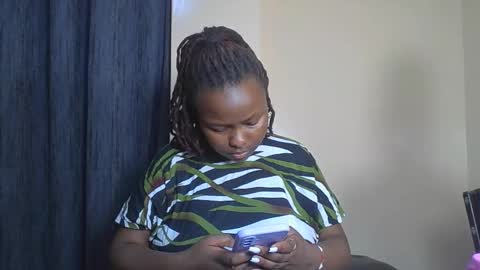 naughty_jazmine online show from 11/28/25, 07:00