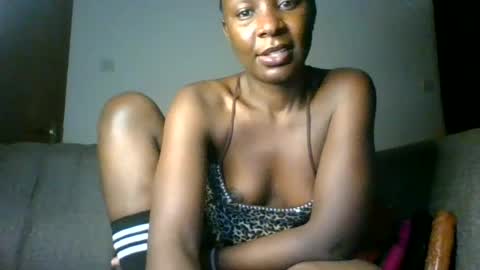 Snapshot of naughty_jee chatting on 06/22/26, 10:07 jee online show from 06/22/26, 10:07